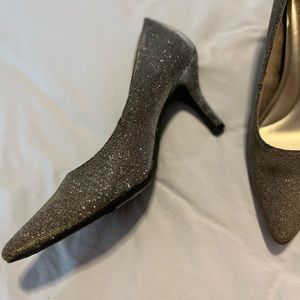 Sequins silver heels